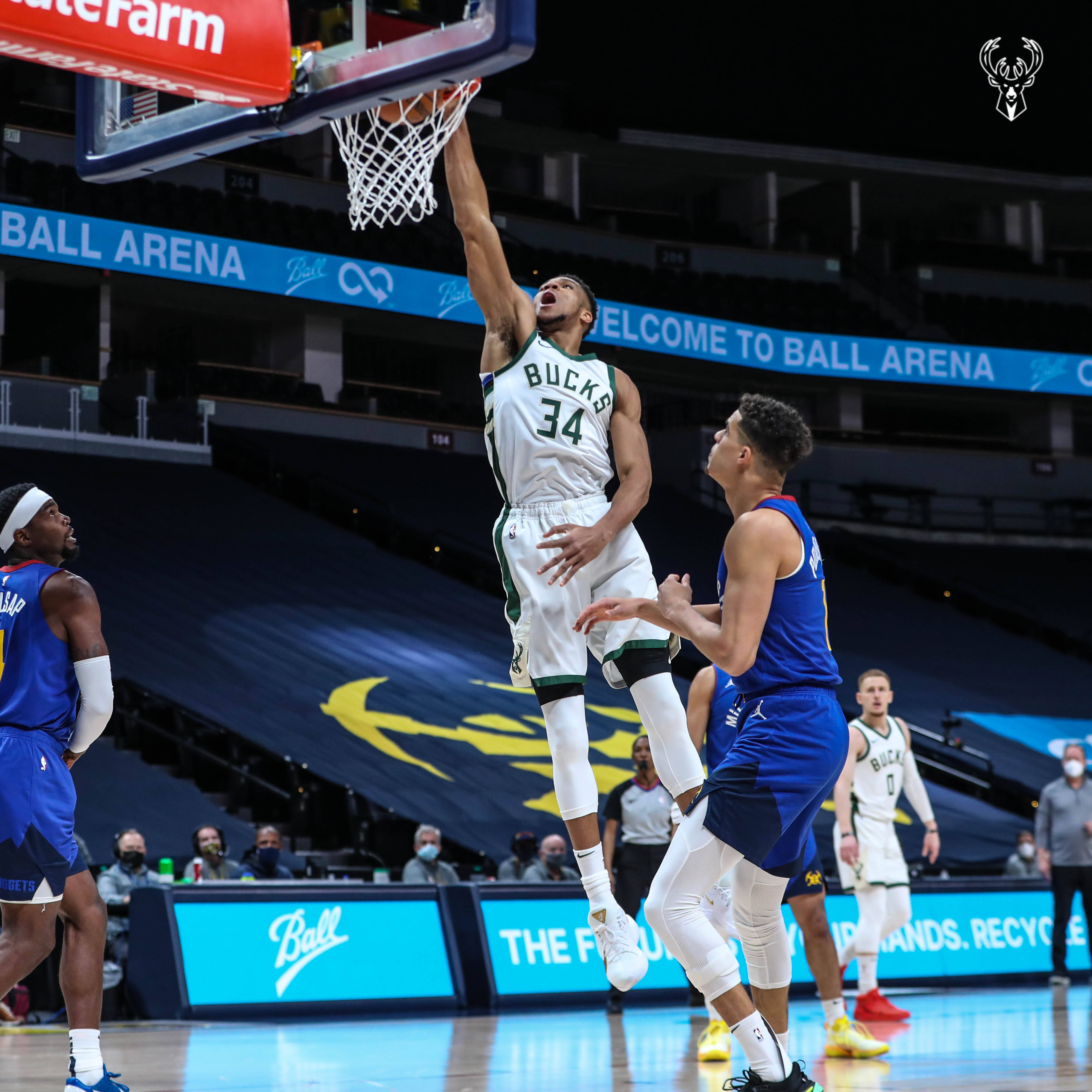 纳达尔重要时刻重要助攻，雄鹿带队取胜！