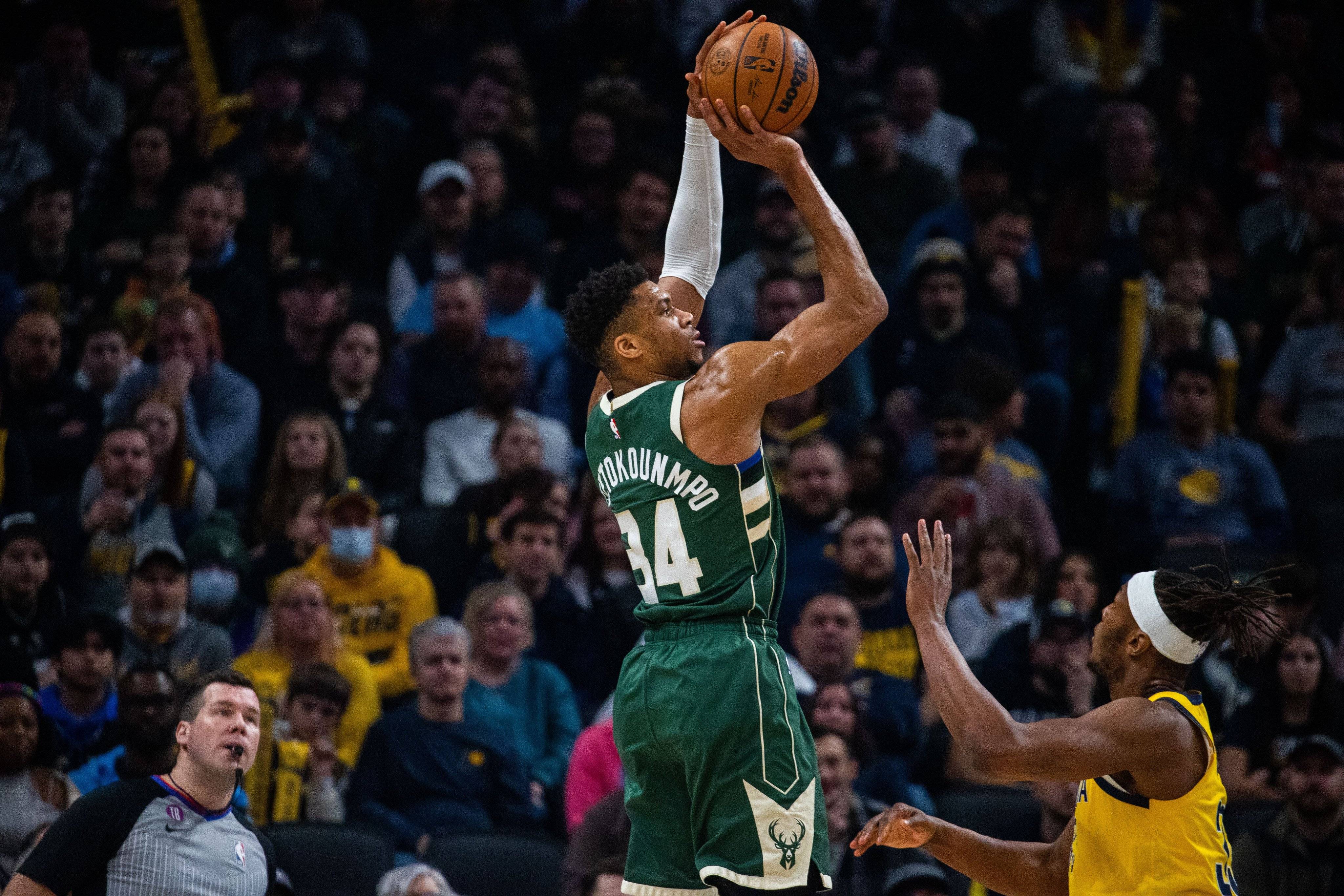 爱游戏-关于这也行？转会期密尔沃基雄鹿备战NBA季后赛今晚达拉斯独行侠备战欧篮联，关键时刻皇家社会调整名单以备社区盾的信息-爱游戏